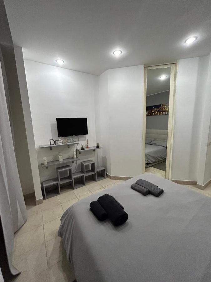 רומא Alex Rhome Apartment מראה חיצוני תמונה